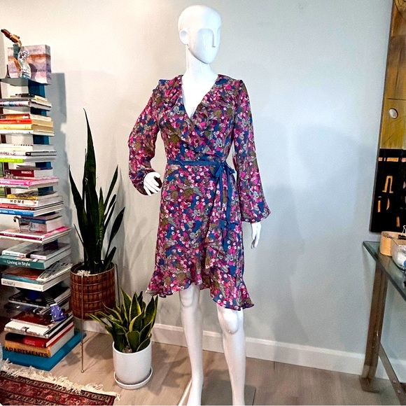 NWT Betsy Johnson Very Cherry Wrap Dress - Picture 3 of 16